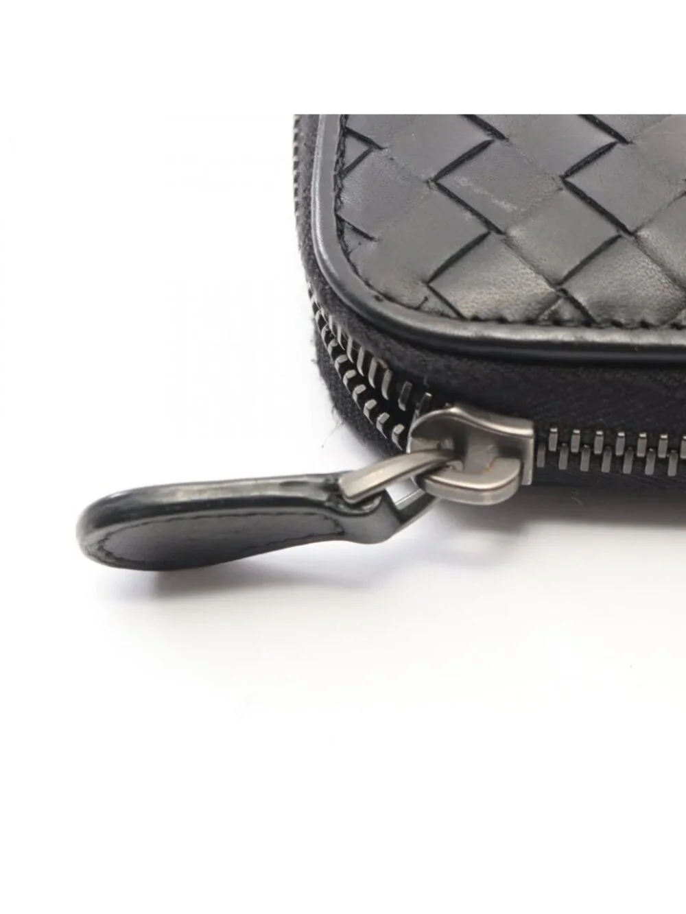 Bottega Veneta Round Wallet Intrecciato Black Leather